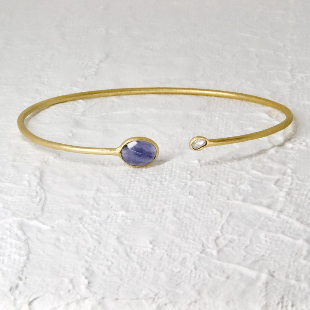 Spirale Iolite Bracelet