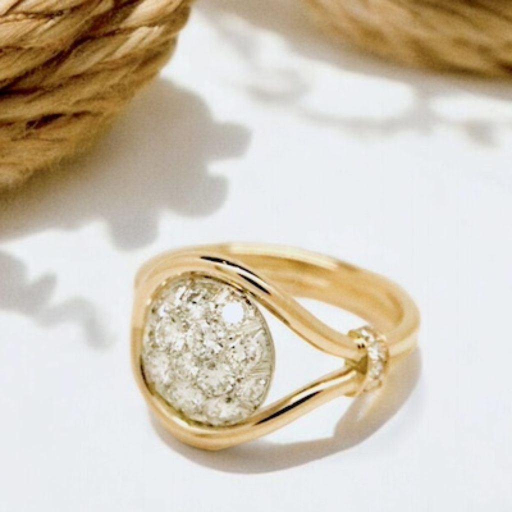 Pavé Lasso Ring