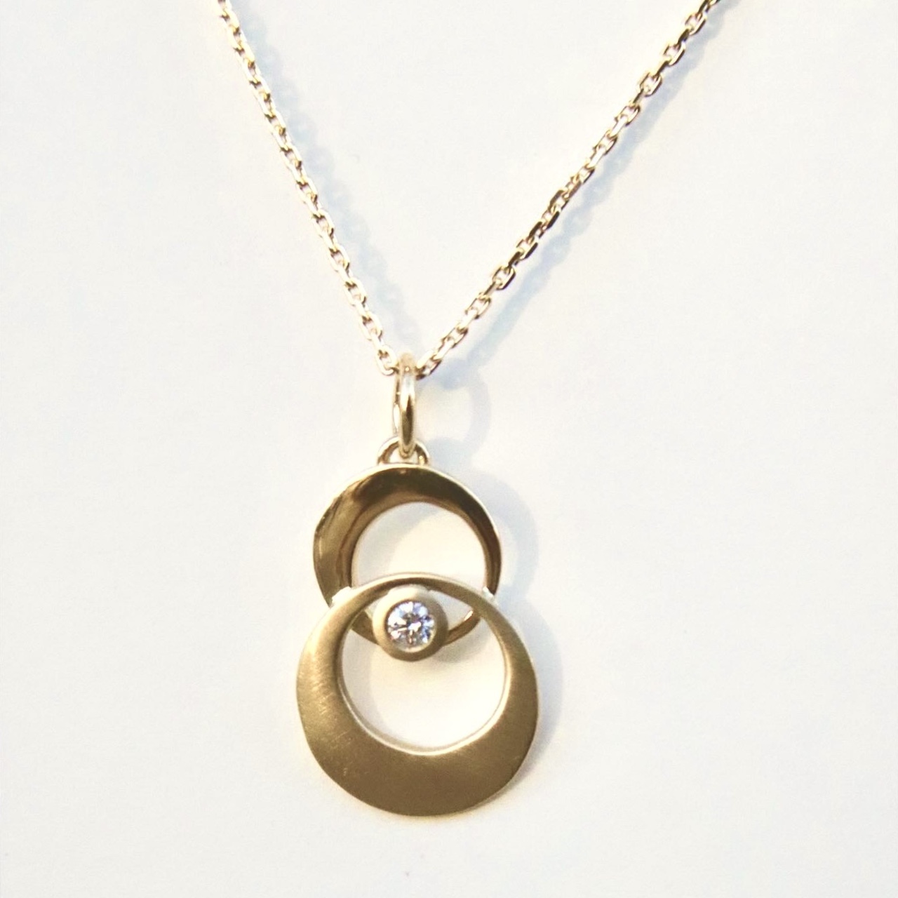 Pendentif Eclipse
